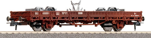 Stake with 2 Boat Trailers<br /><a href='images/pictures/Roco/47787.jpg' target='_blank'>Full size image</a>